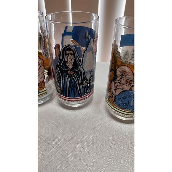 STAR WAR RETUN OF THE JEDI VINTAGE GLASSES BURGER KING SET OF 4 - Picture 7 of 11